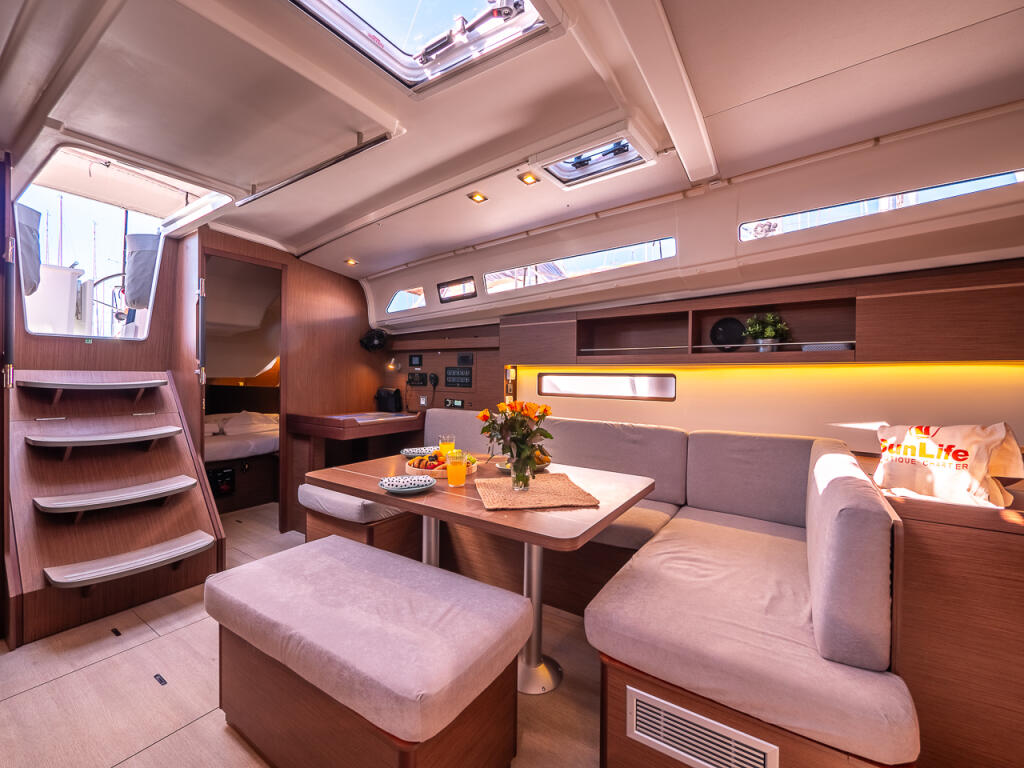 Oceanis 40.1 Mamma Mia