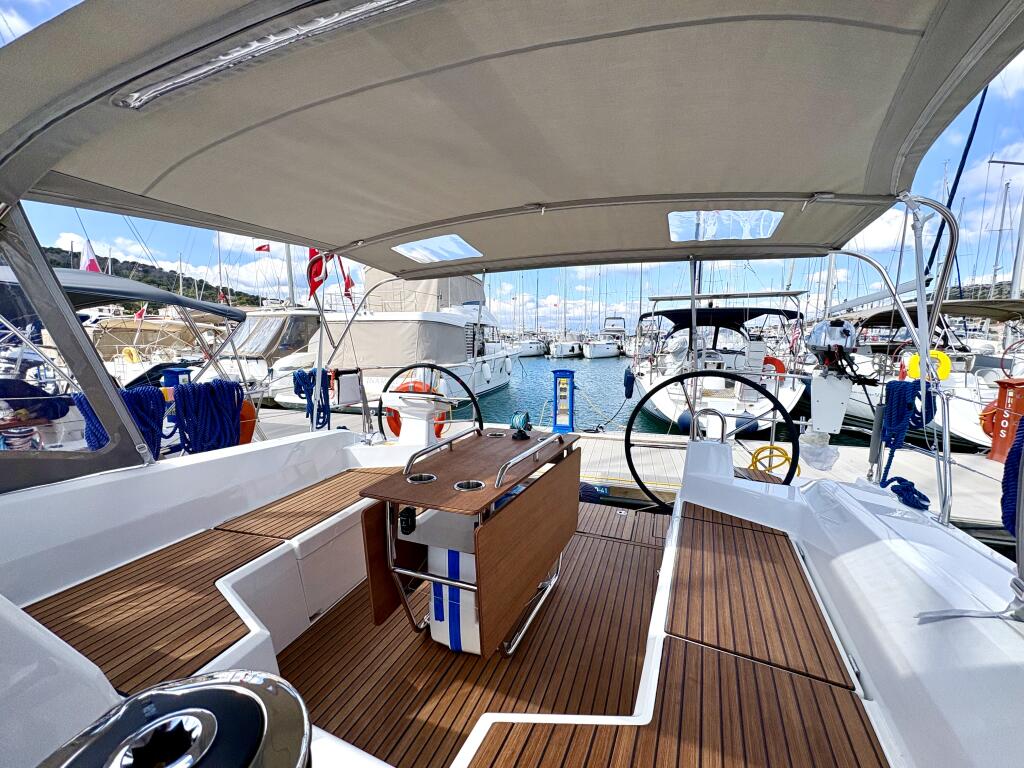 Oceanis 40.1 Bestsennyy