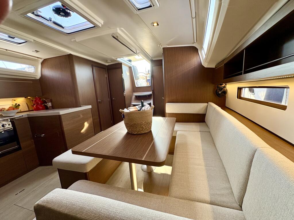 Oceanis 40.1 Bestsennyy