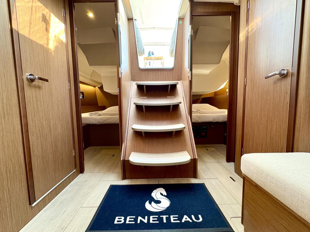 Oceanis 40.1 Bestsennyy