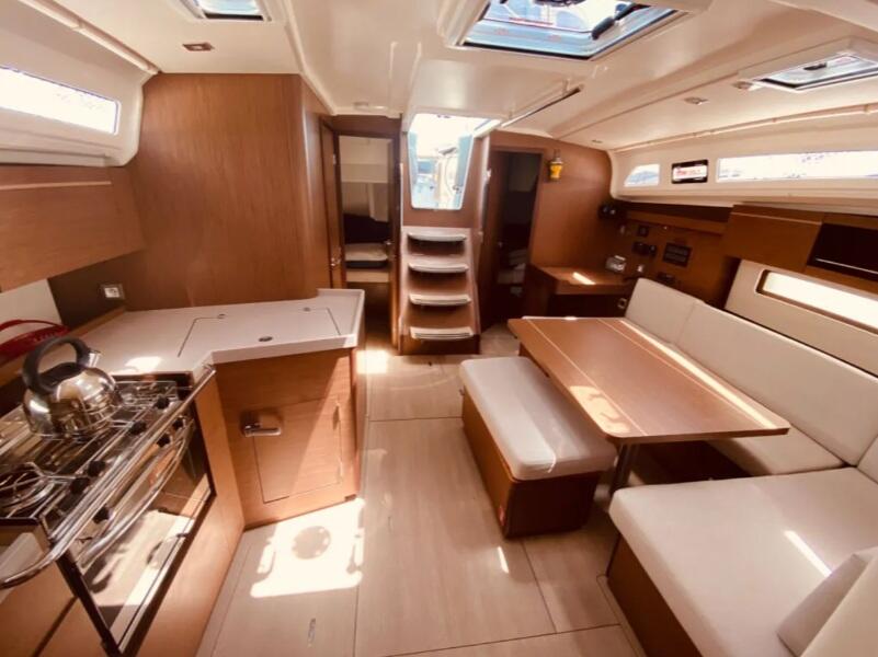 Oceanis 40.1 Yello