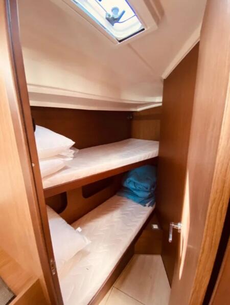 Oceanis 40.1 Yello