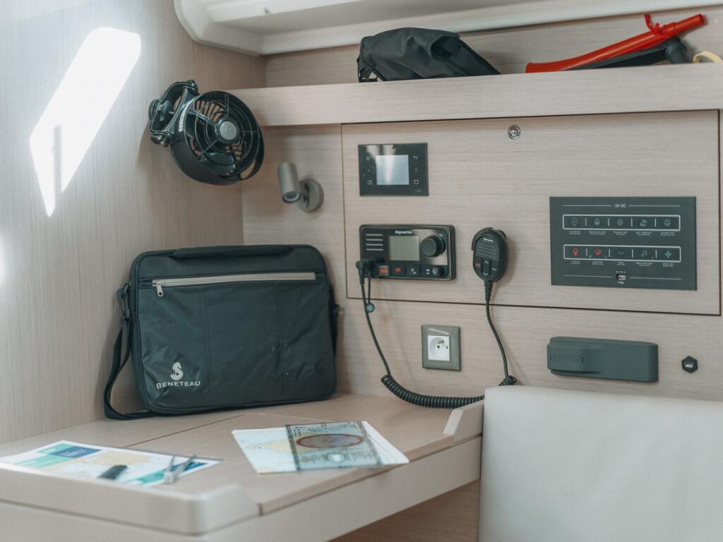 Oceanis 40.1 Neda