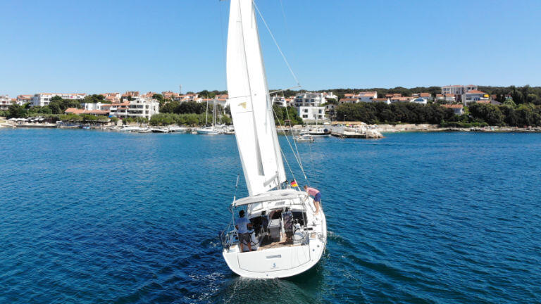 Oceanis 41.1 Pauline