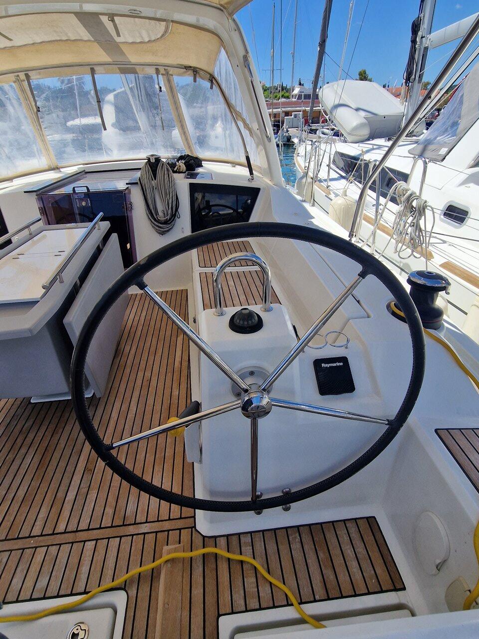 Oceanis 41.1 Hera