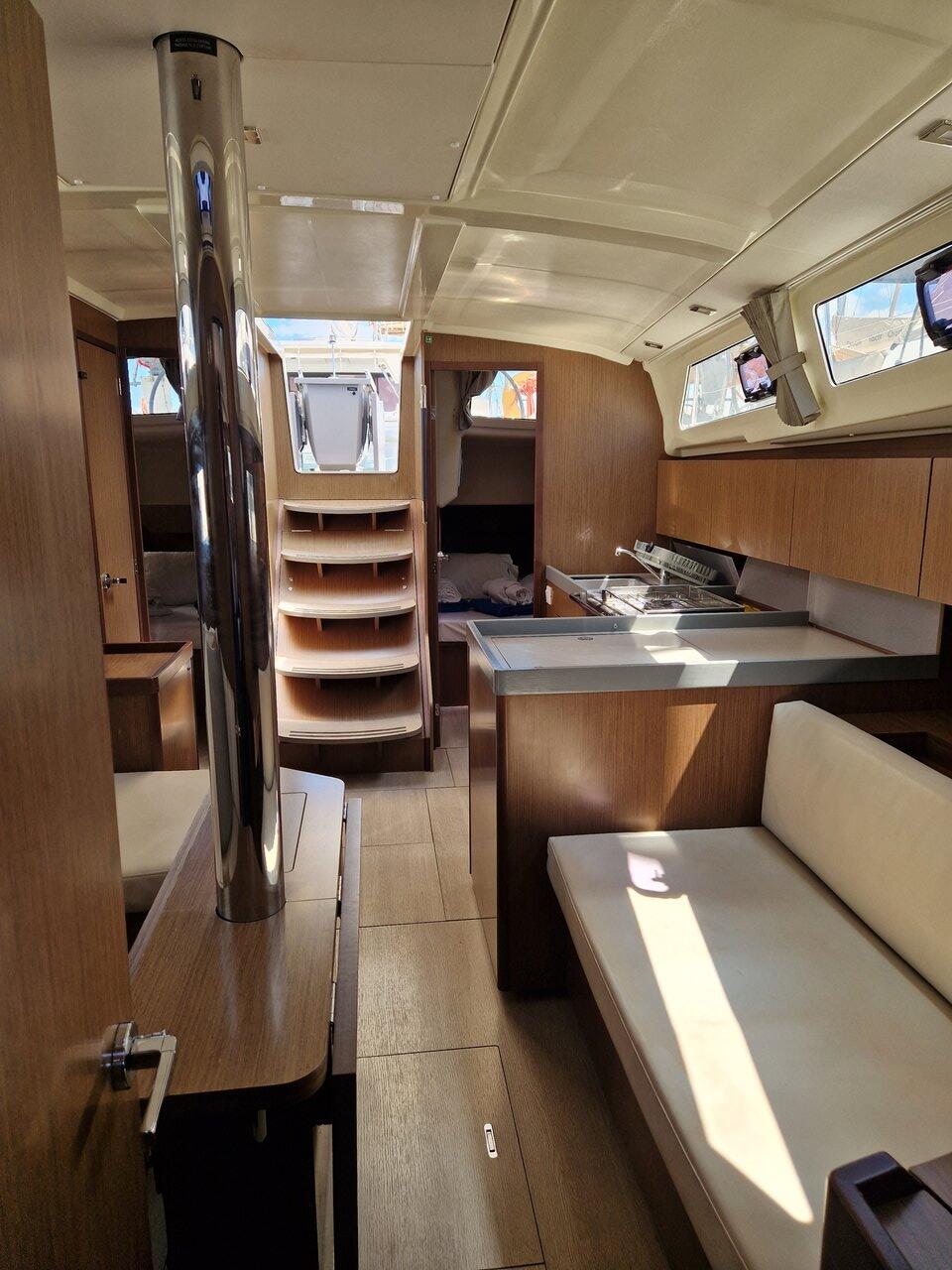 Oceanis 41.1 Hera