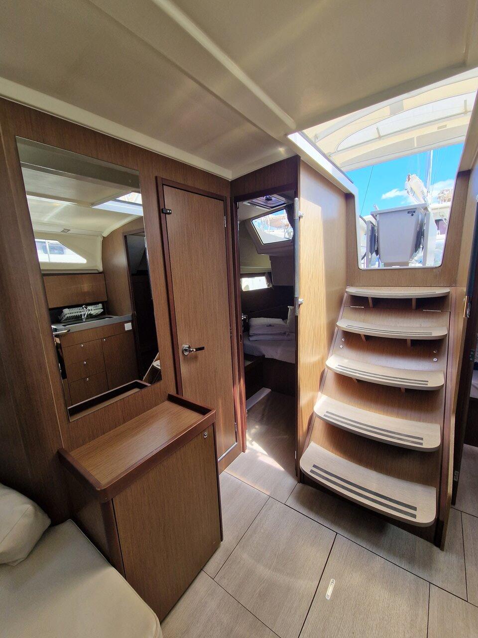 Oceanis 41.1 Hera