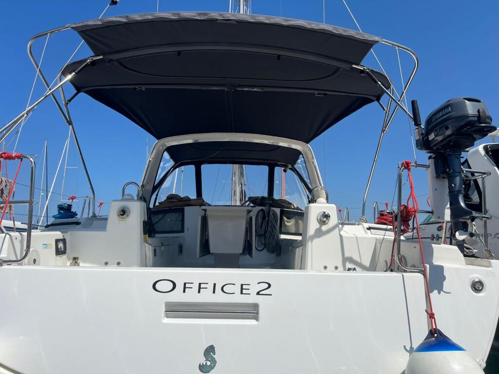 Oceanis 41.1 Office 2