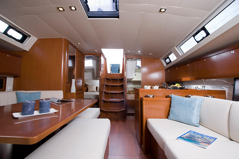 Oceanis 45 Varuna 2