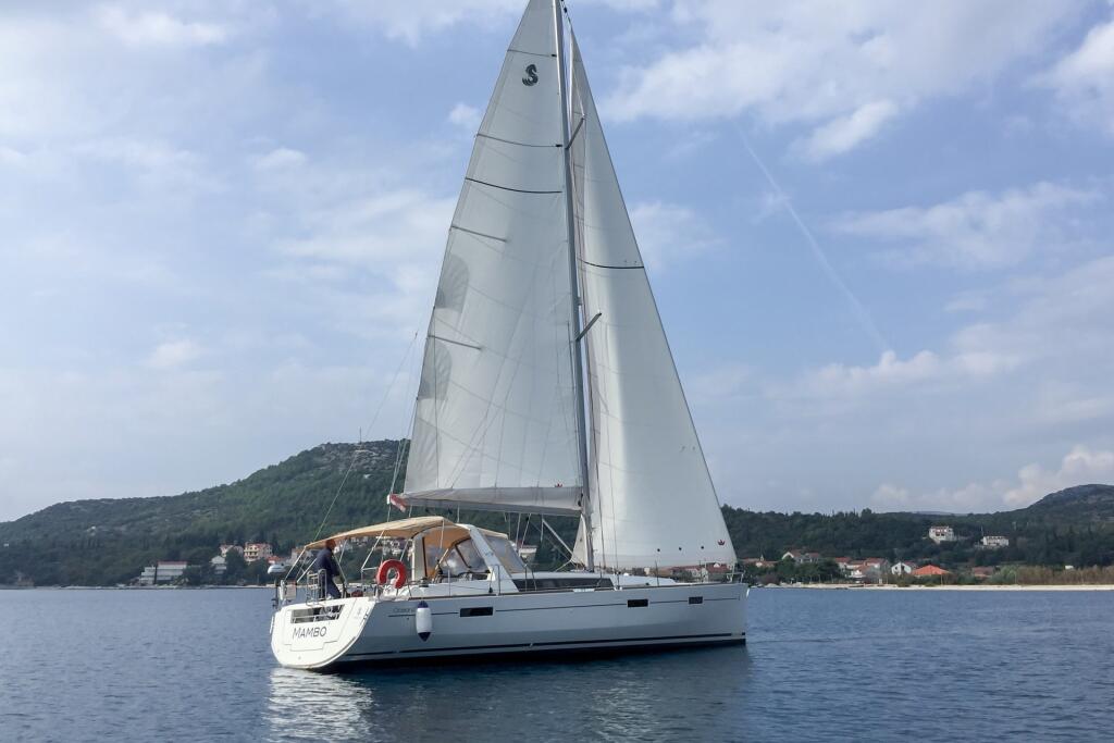 Oceanis 45 Mambo 1