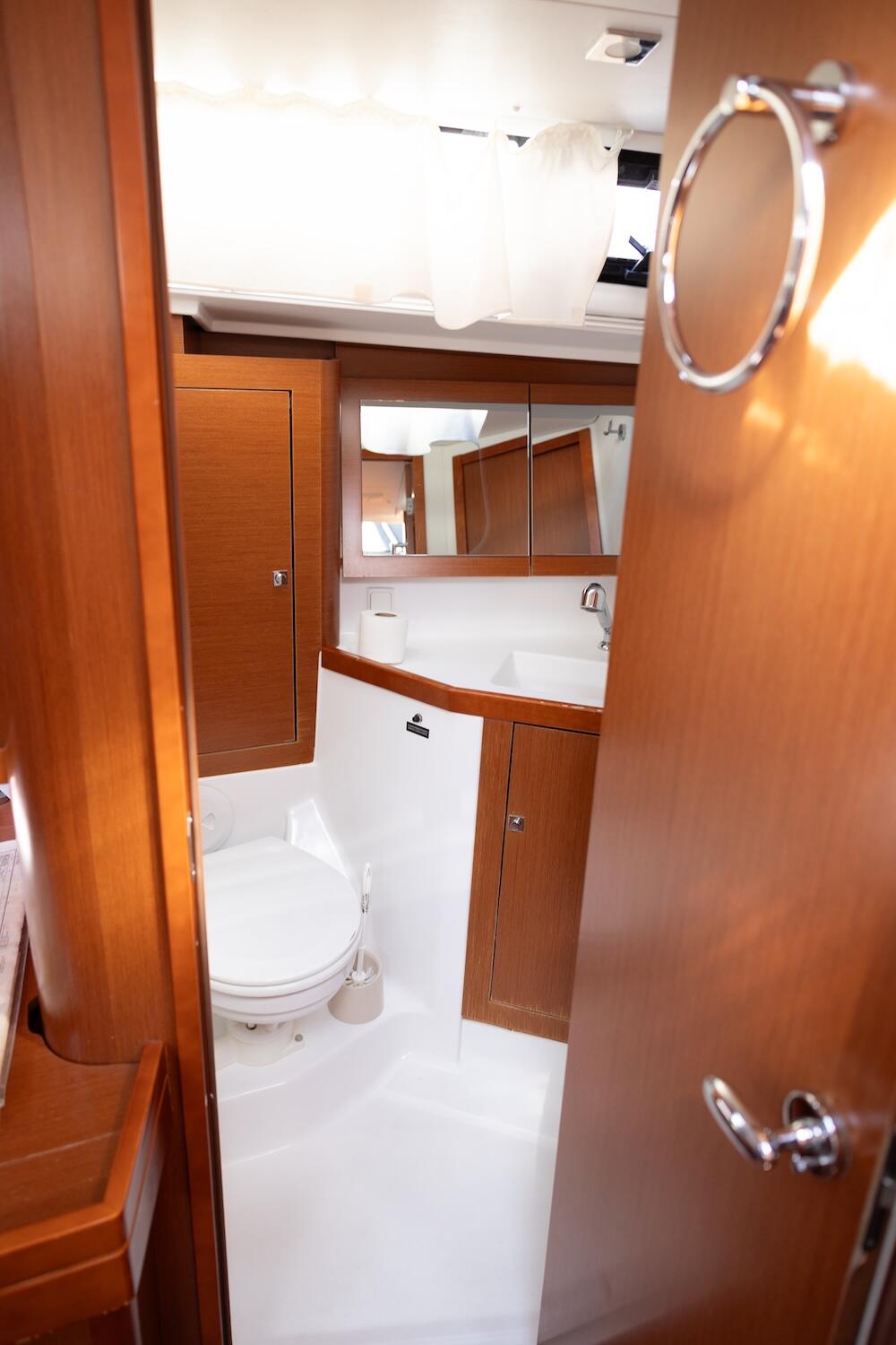 Oceanis 45 Nika