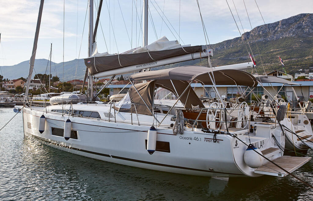 Oceanis 46.1 Mila 8
