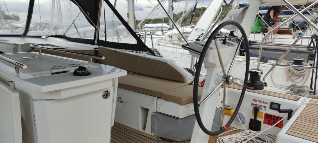 Oceanis 46.1 Everest