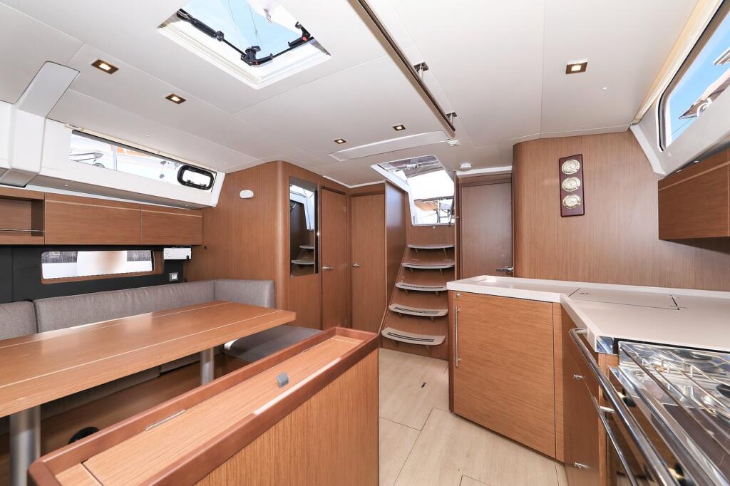 Oceanis 46.1 Speechless