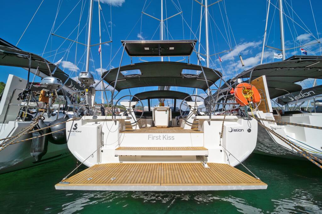 Oceanis 46.1 First Kiss