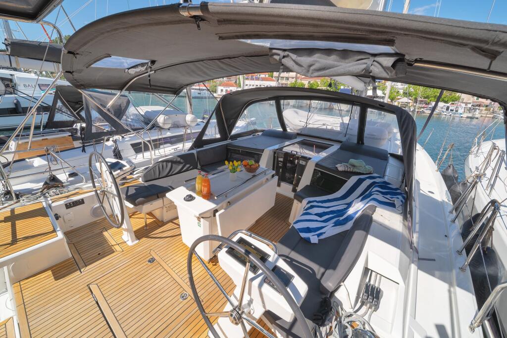 Oceanis 46.1 First Kiss