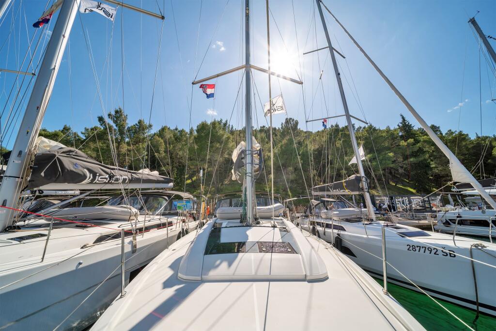 Oceanis 46.1 First Kiss