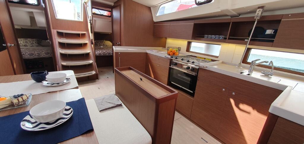 Oceanis 46.1 Dommie