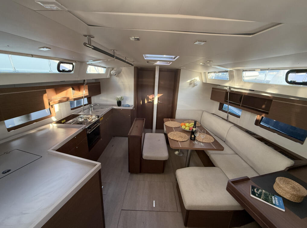 Oceanis 46.1 Athena 4