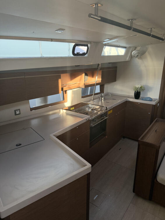 Oceanis 46.1 Athena 4