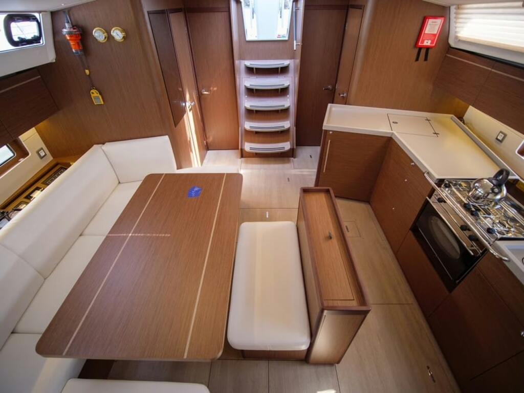 Oceanis 46.1 Layla