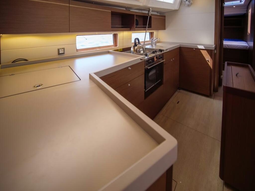 Oceanis 46.1 Layla