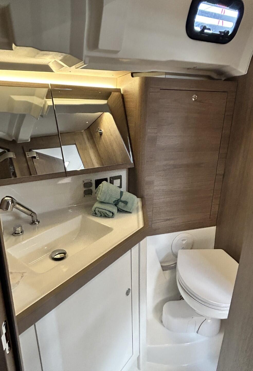 Oceanis 47 Tide Of Your Life