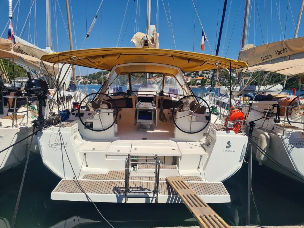 Oceanis 48 STROMBOLI