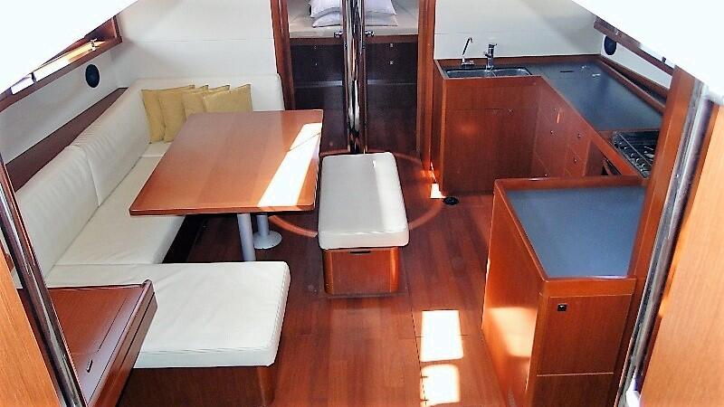 Oceanis 48 COSMOLEDO 