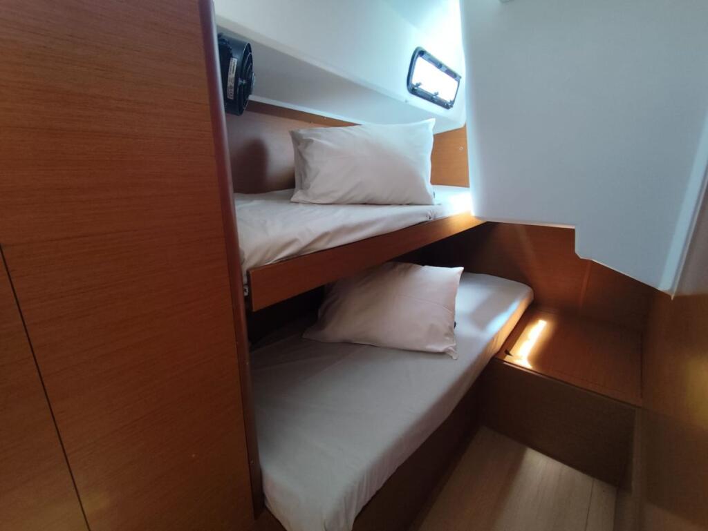 Oceanis 48 DESROCHES 