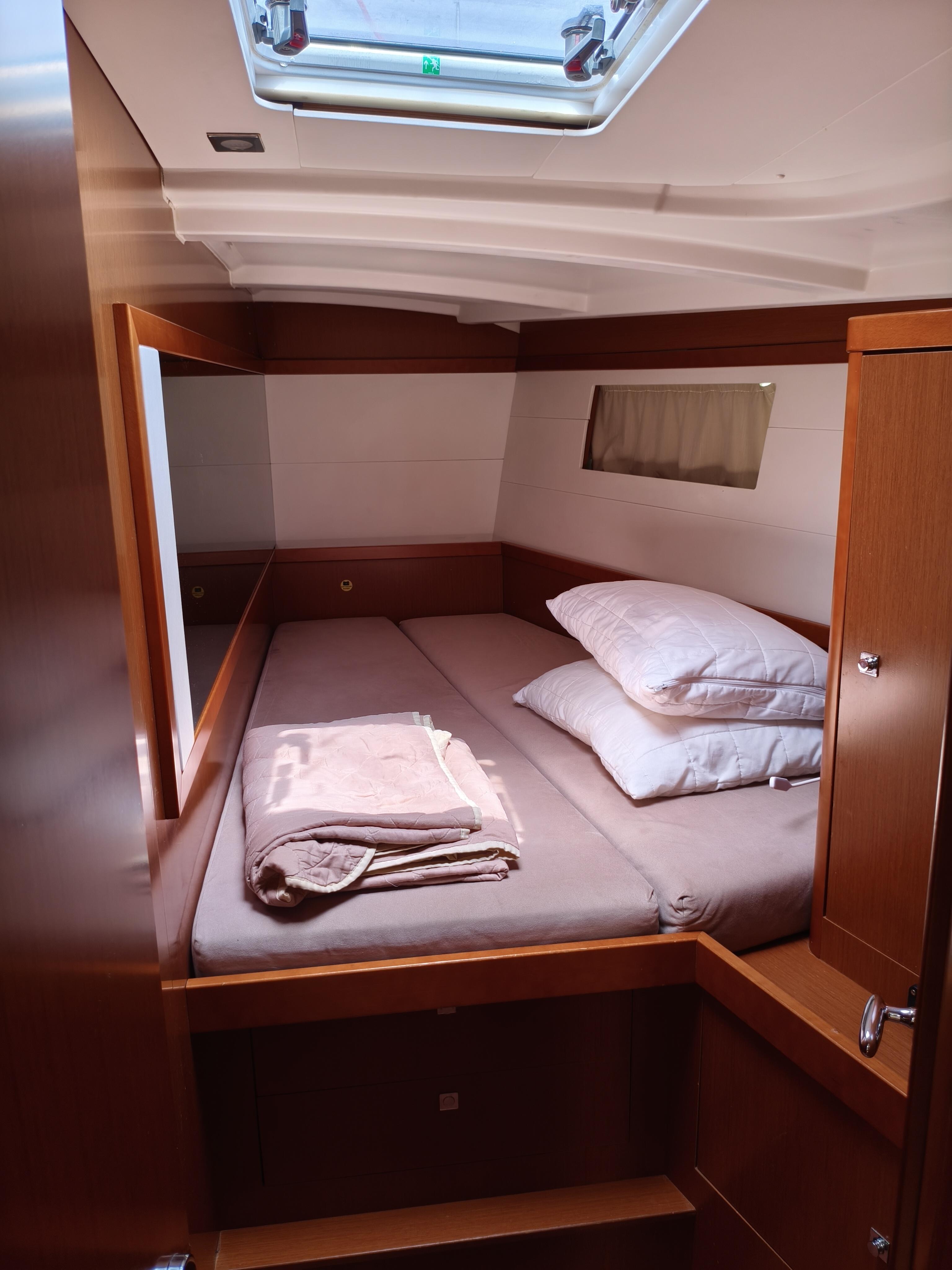 Oceanis 48 Skiron