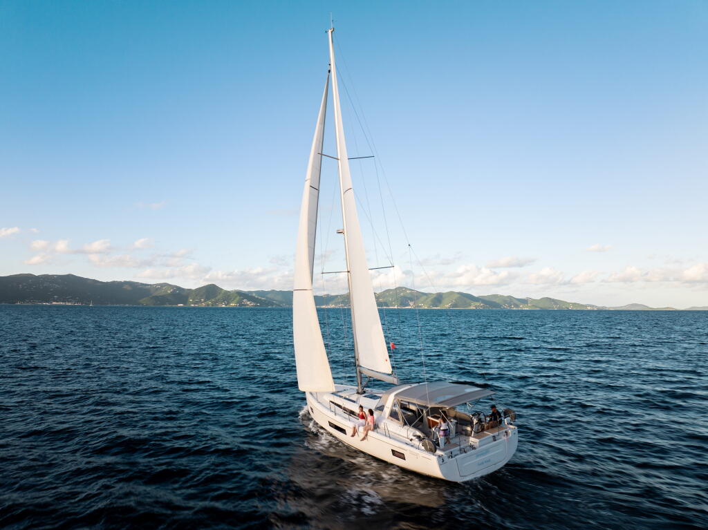 Oceanis 51.1 Sunday Girl