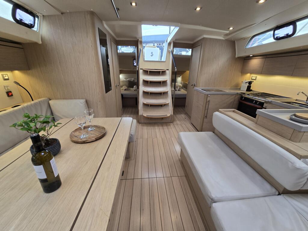 Oceanis 51.1 Amelia