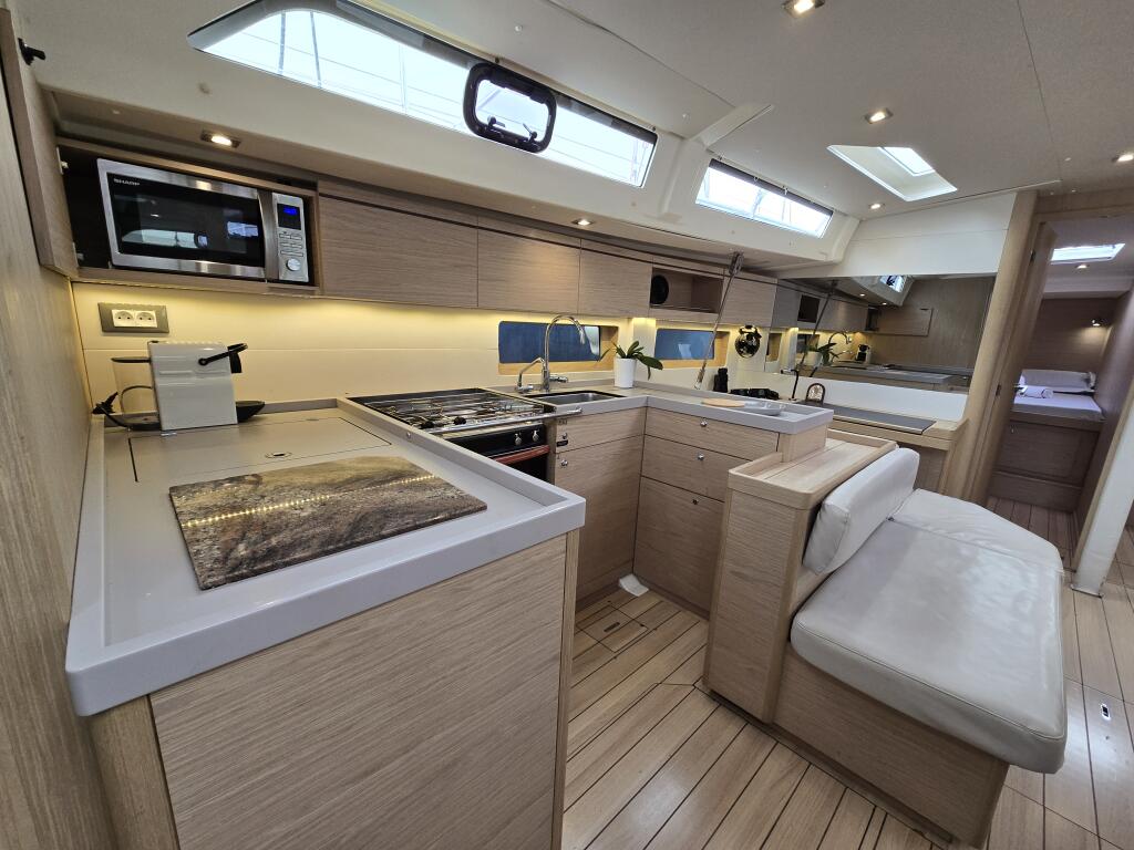 Oceanis 51.1 Amelia