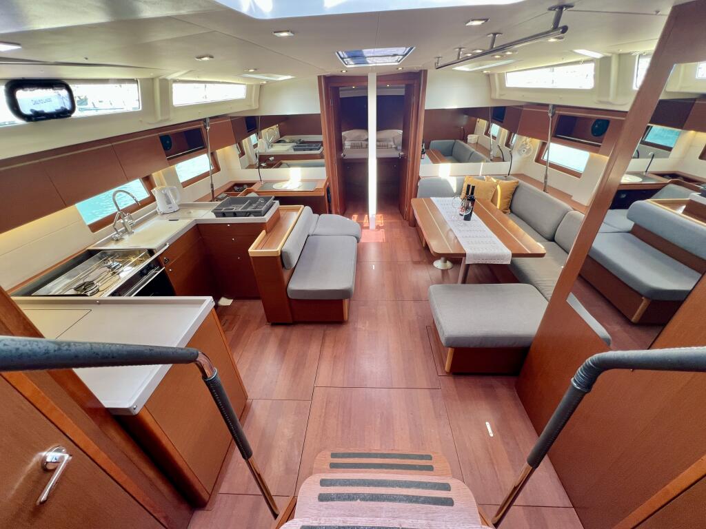 Oceanis 51.1 Salma 