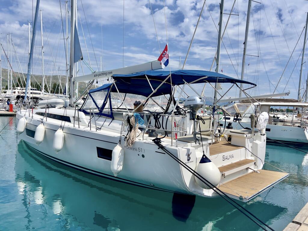 Oceanis 51.1 Salma 