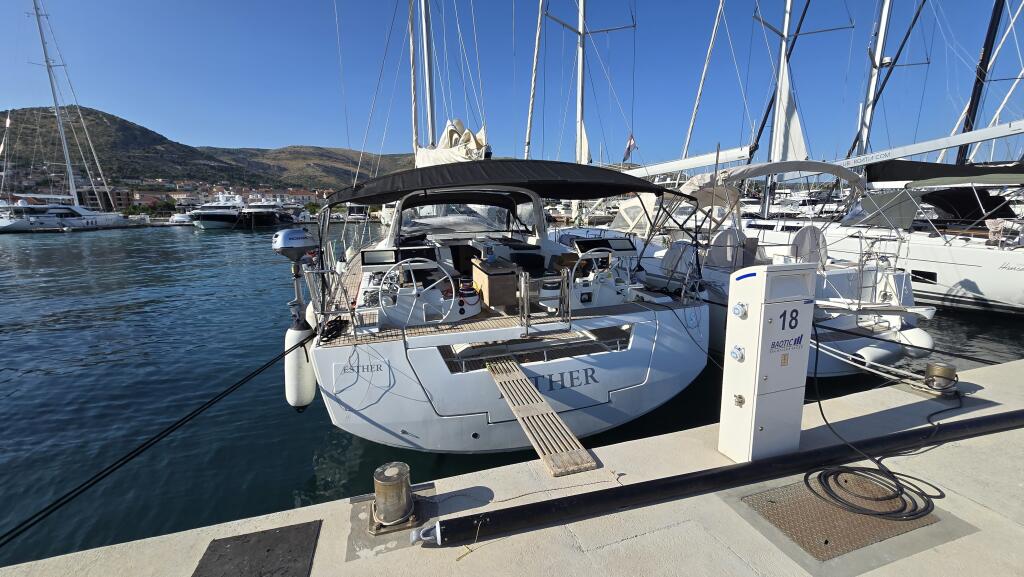 Oceanis 55 Esther
