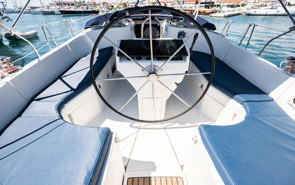 Oceanis Clipper 411 Hypo