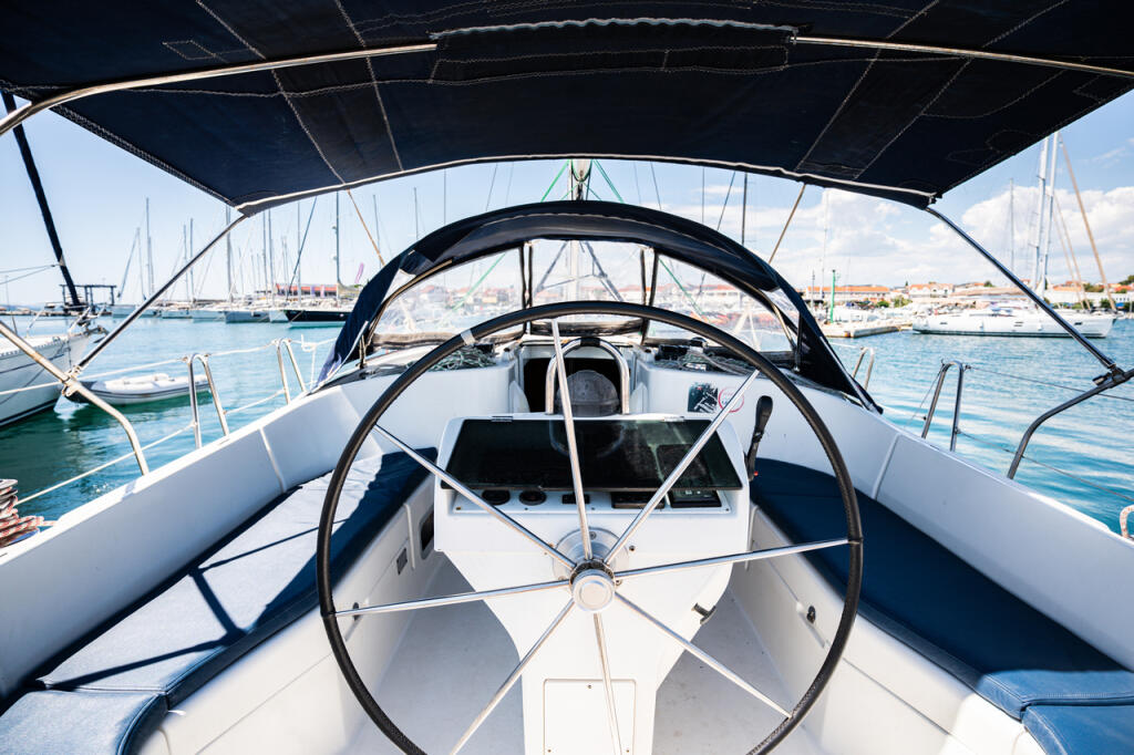 Oceanis Clipper 411 Hypo