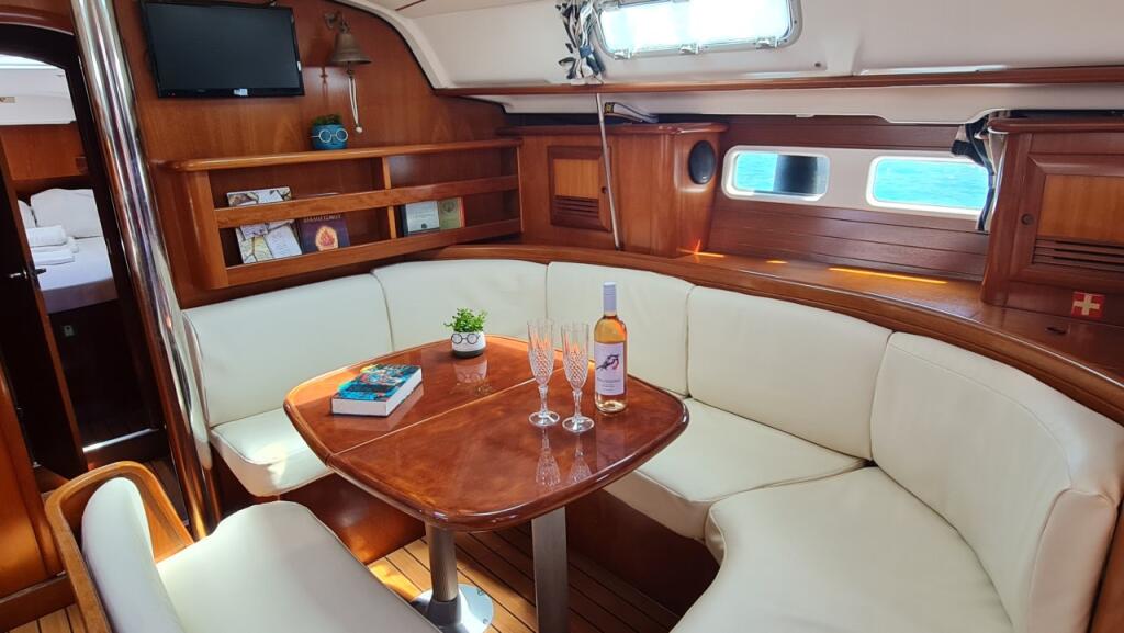 Oceanis Clipper 411 Erika
