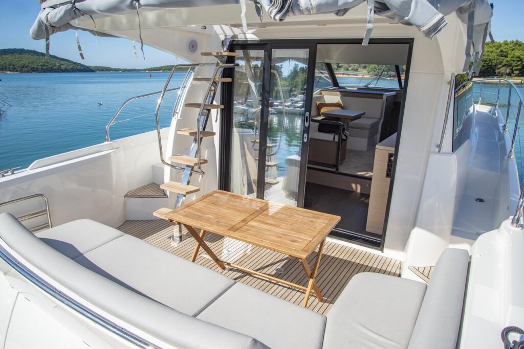 Prestige 420 NN