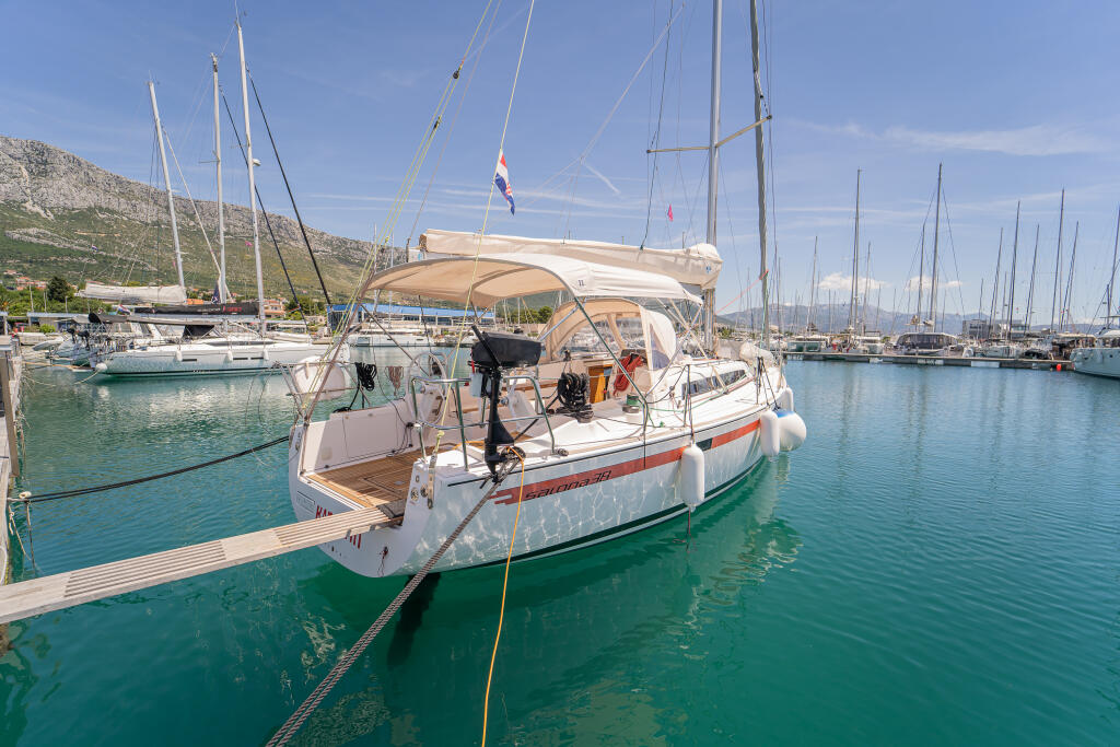Salona 38 KaninVin
