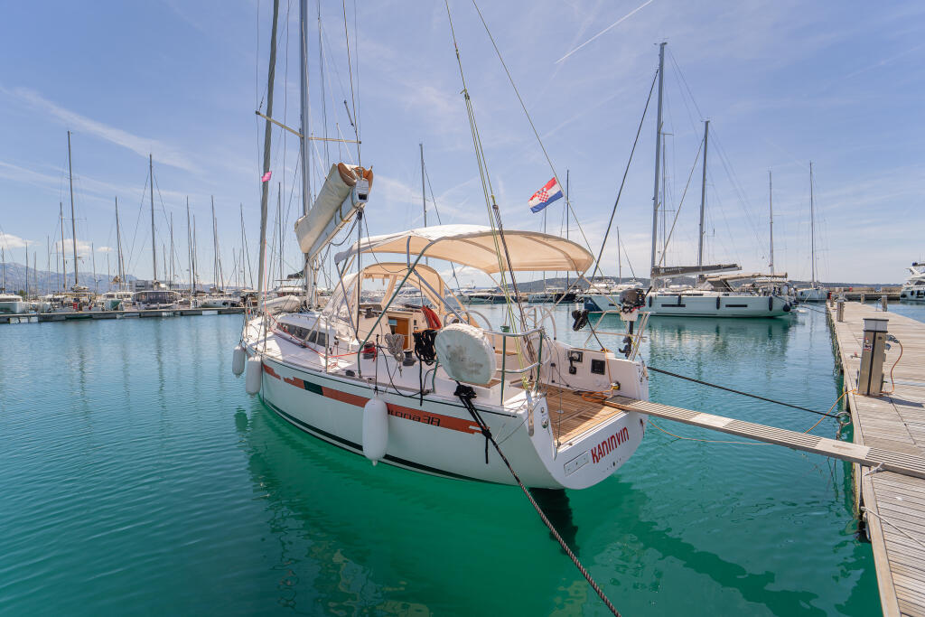 Salona 38 KaninVin