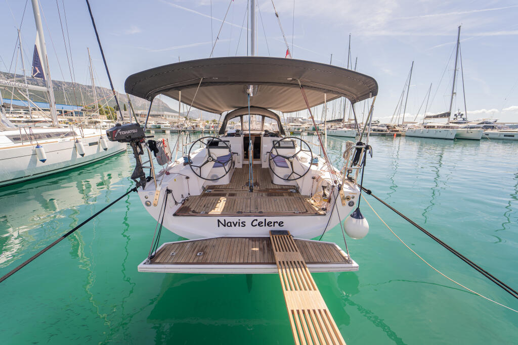Salona 380 Navis Celere