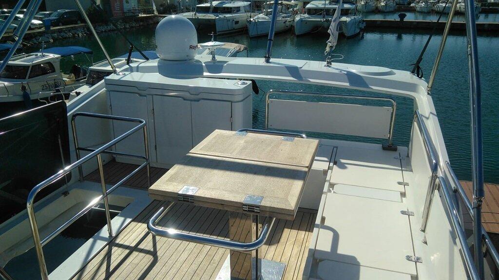Sealine F430 Blue Lagoon