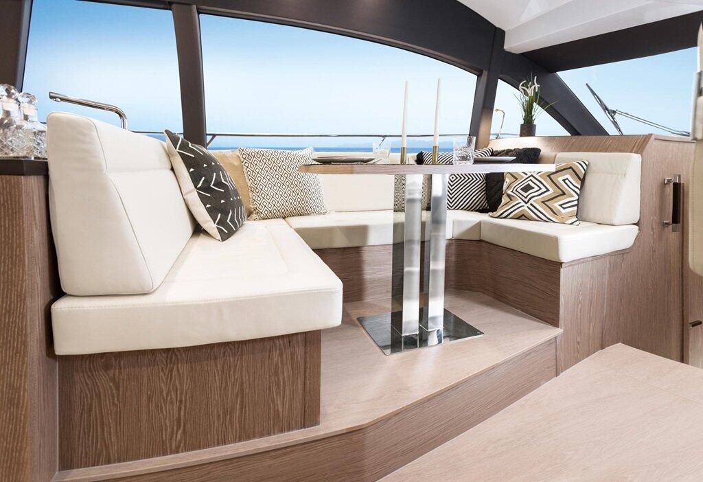 Sealine F430 Blue Lagoon