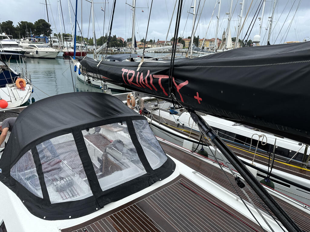 Solaris One 44 Trinity