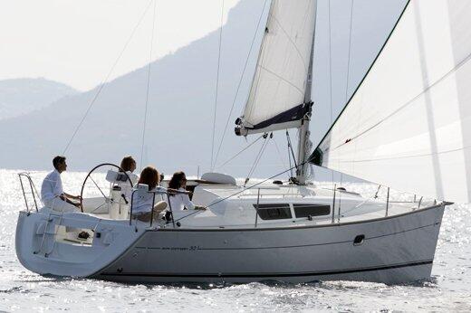 Sun Odyssey 32i Carmen