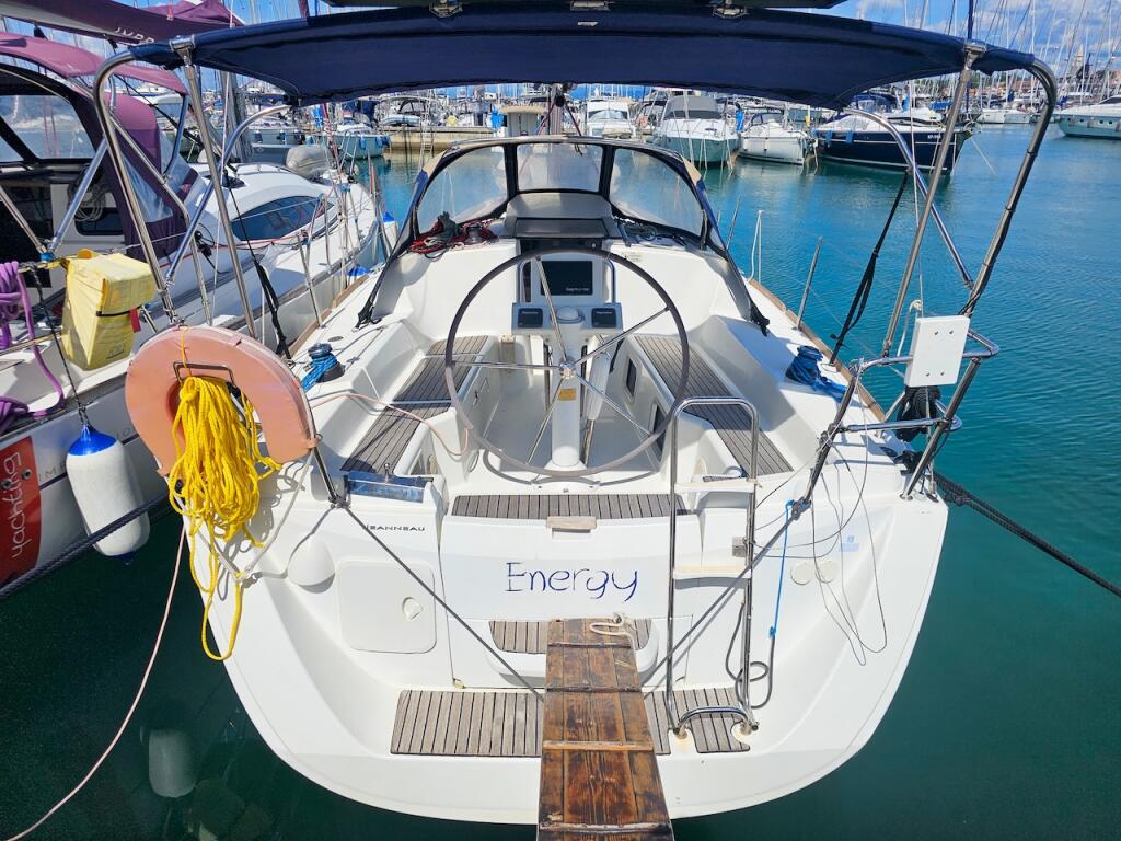 Sun Odyssey 33i Energy
