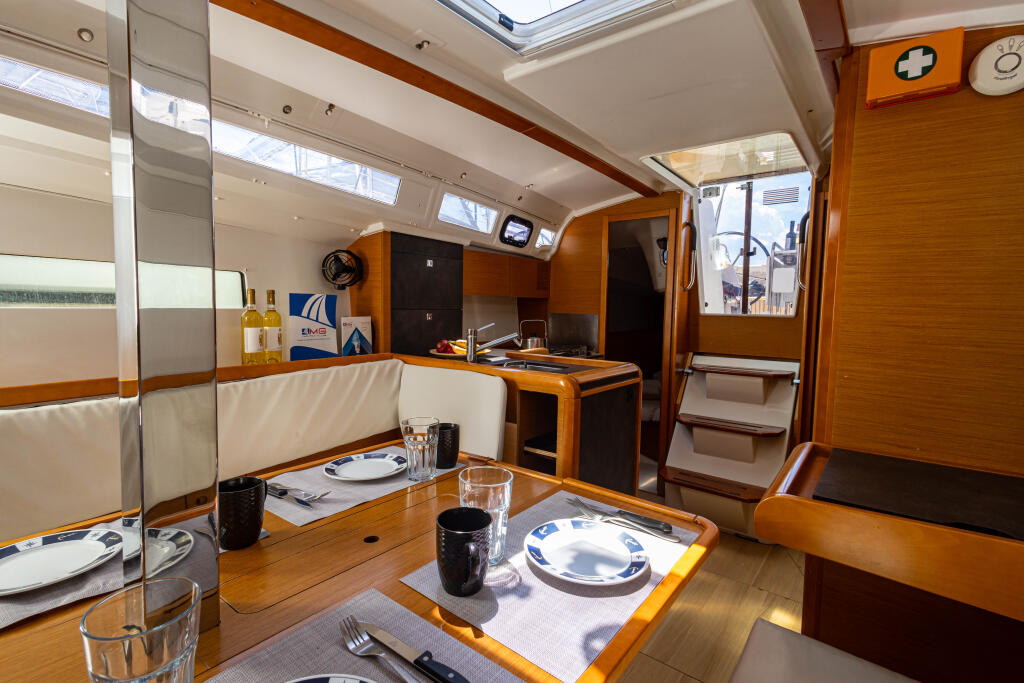 Sun Odyssey 349 Cherie Bibi
